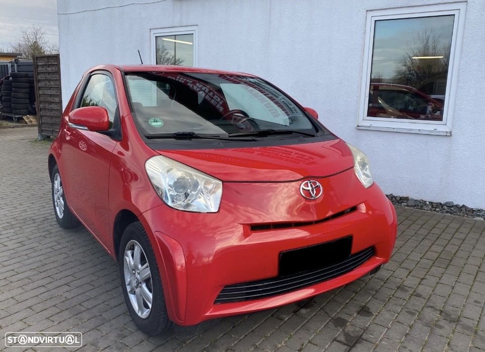 Toyota iQ 1.0 - 4