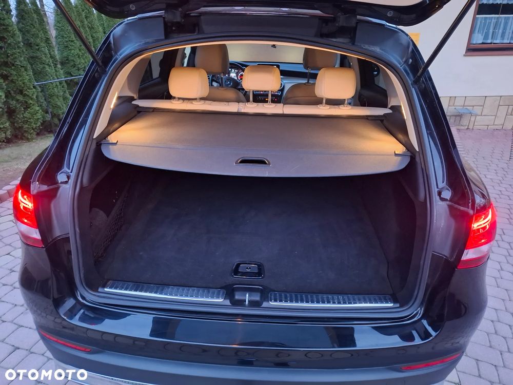 Mercedes-Benz GLC 250 4-Matic - 25