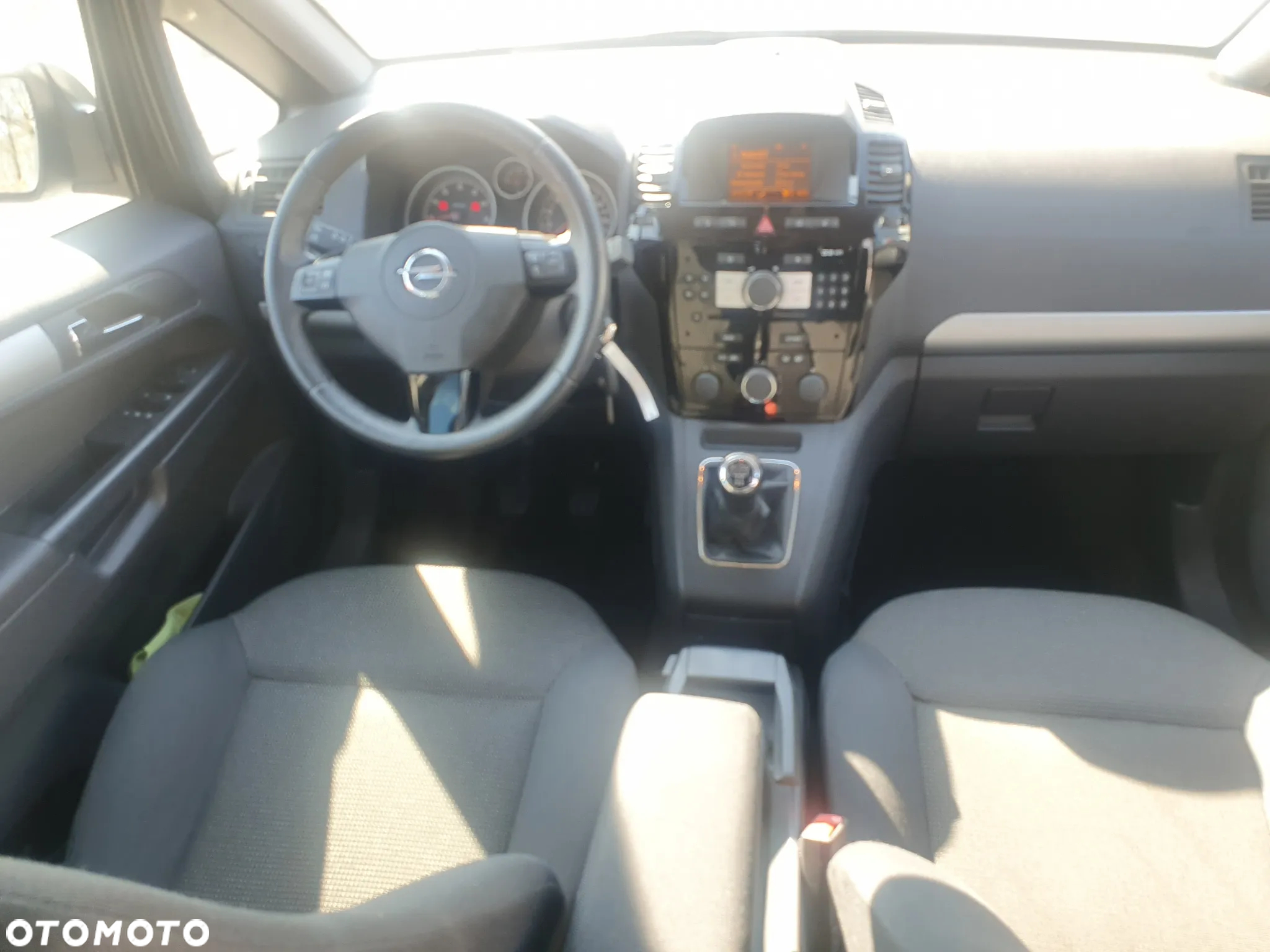 Opel Zafira 1.8 Easytronic Design Edition - 9
