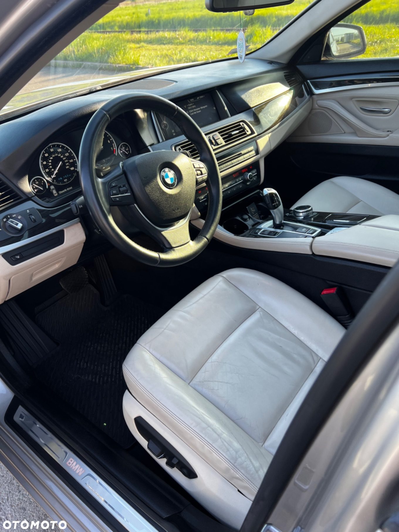 BMW Seria 5 535i xDrive Luxury Line - 21