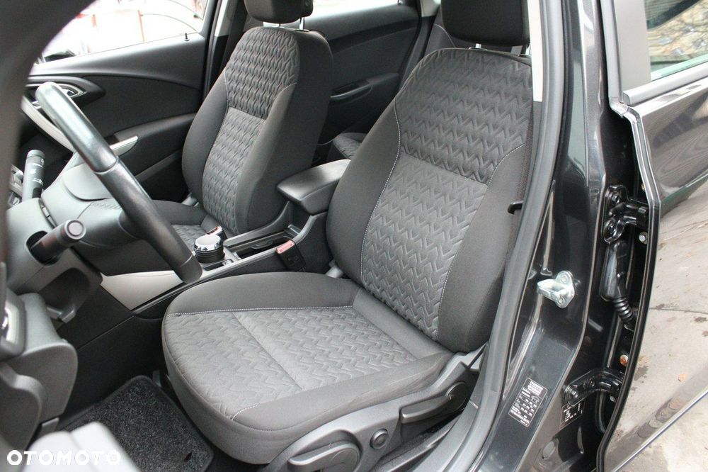 Opel Astra 1.4 T Active EU6 - 11