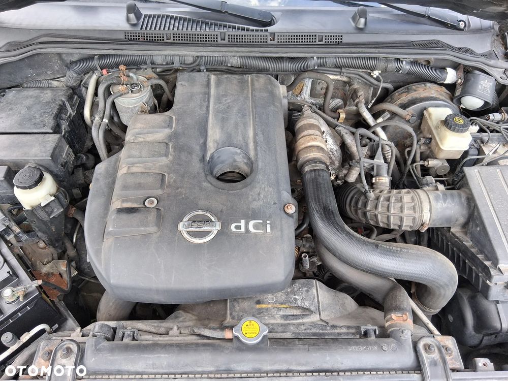 Nissan Navara Autm Premium - 17