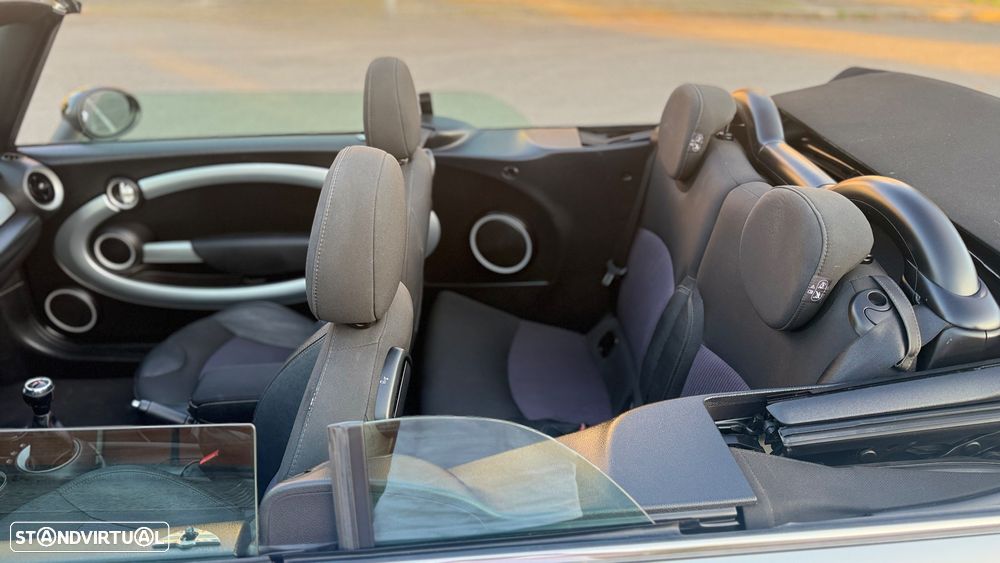 MINI Cabrio Cooper D - 11