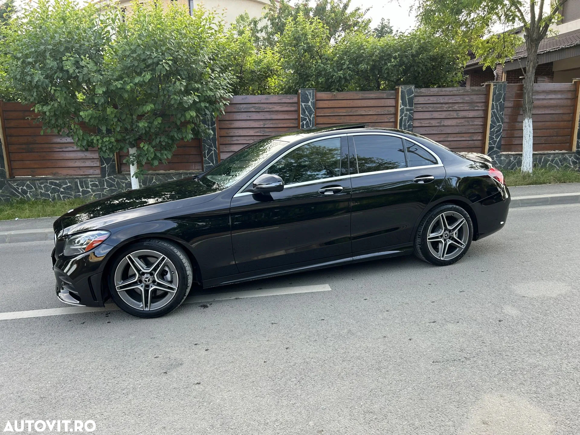 Mercedes-Benz C 300 9G-TRONIC AMG Line - 11