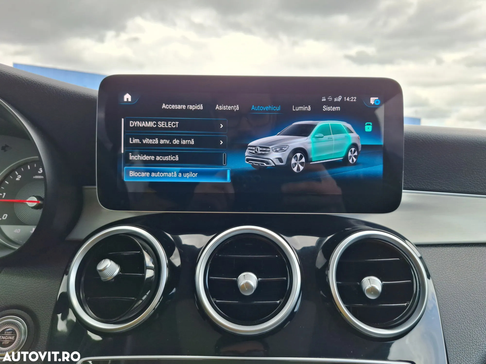 Mercedes-Benz GLC 220 d 4MATIC - 29