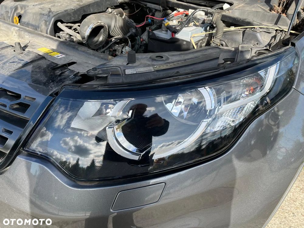 Lampa przednia lewa LHD EU EUROPA FK72-13W030 halogen Land Rover Discovery Sport L550 - 1