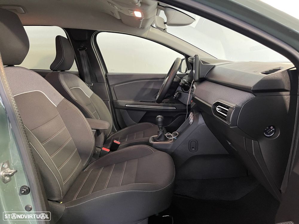 Dacia Jogger 1.0 TCe Extreme 7L - 19