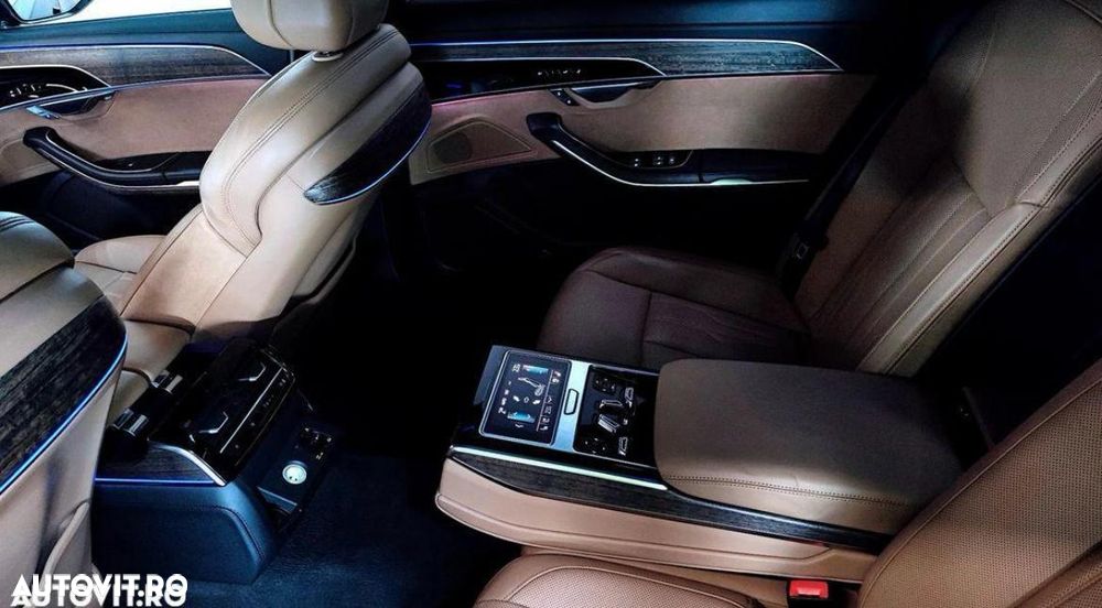 Audi A8 L 55 TFSI quattro tiptronic - 12