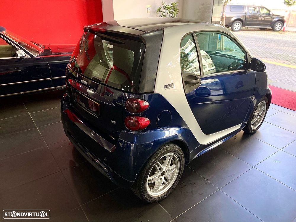 Smart ForTwo Coupé cdi softouch black&white limited dpf - 8