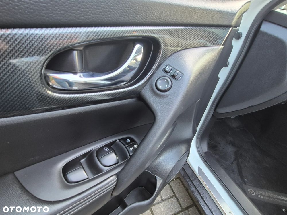 Nissan X-Trail 1.6 DCi Tekna 2WD EU6 - 33