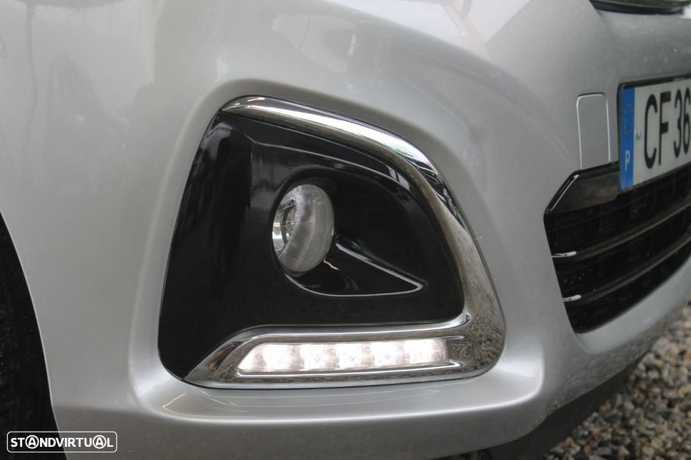 Peugeot 108 1.2 PureTech Allure - 31
