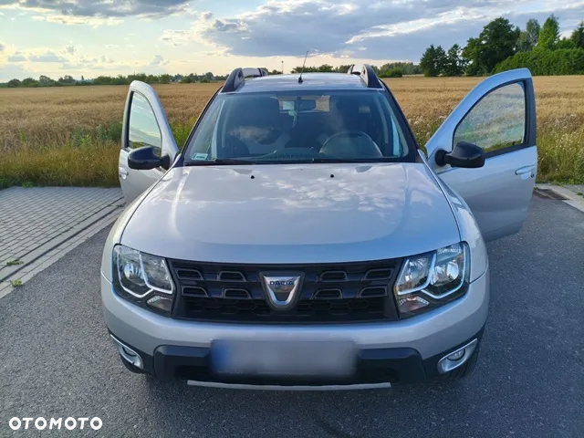 Dacia Duster 1.6 SCe Blackshadow S&S - 10