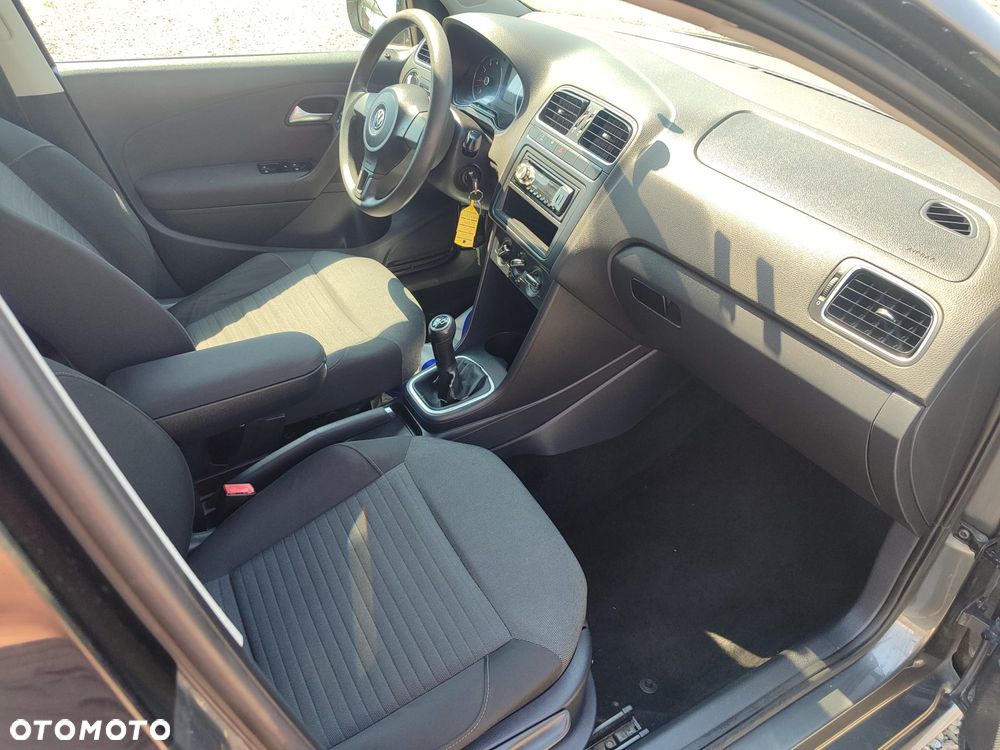 Volkswagen Polo - 21