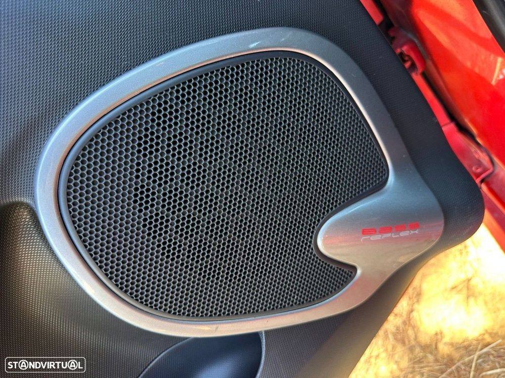 Renault Clio Sport Tourer 1.2 TCE GT EDC - 31