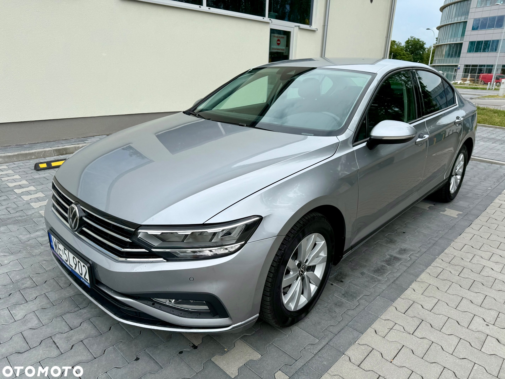 Volkswagen Passat 2.0 TDI EVO Business DSG - 2