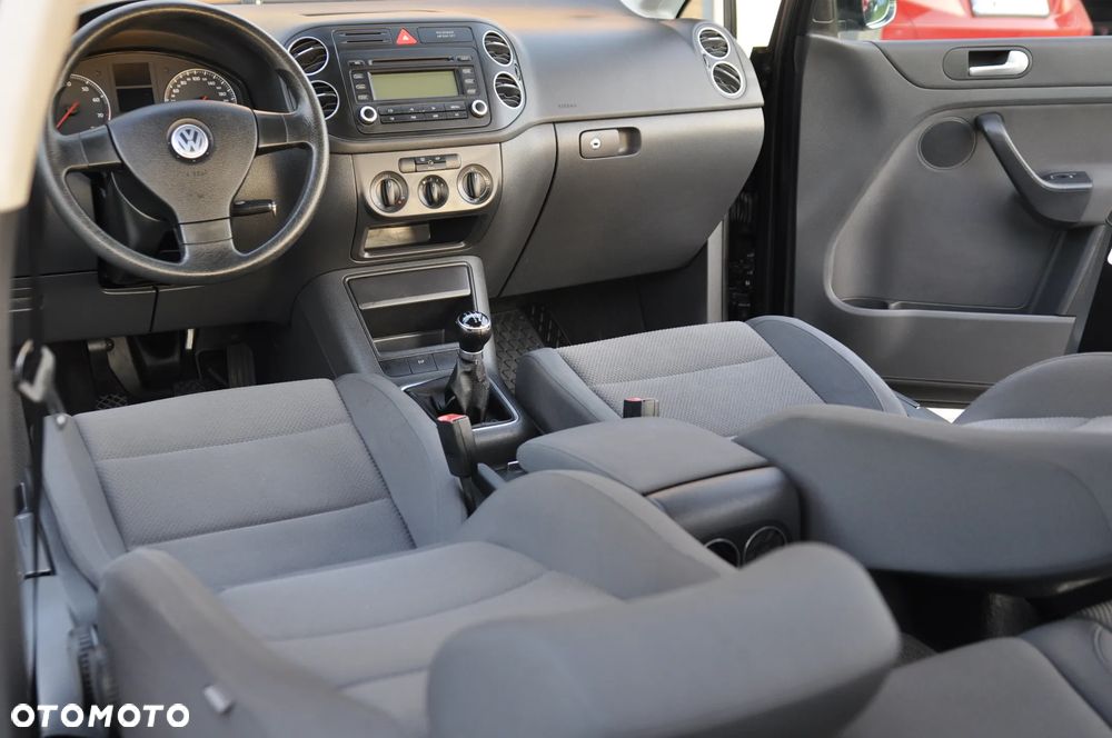 Volkswagen Golf Plus - 31
