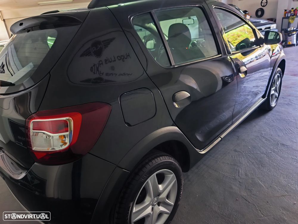 Dacia Sandero 0.9 TCe Stepway - 4