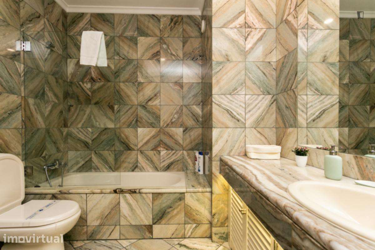 Apartamento com 2 quartos - localizado em Lordelo do Ouro Porto - Grande imagem: 3/21