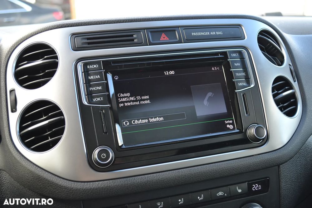 Volkswagen Tiguan - 27