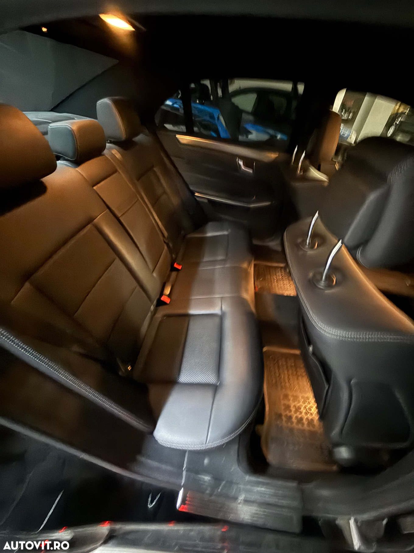 Mercedes-Benz E 220 BlueTEC 9G-TRONIC Avantgarde - 14