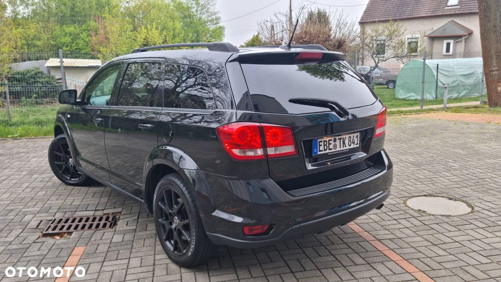 Fiat Freemont 2.0 Multijet 16V DPF Automatik Allrad Black Code - 3