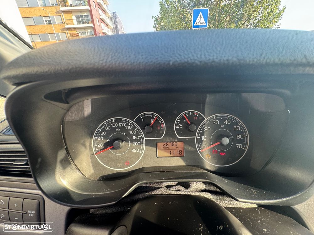 Fiat Grande Punto 1.2 8V Actual - 22