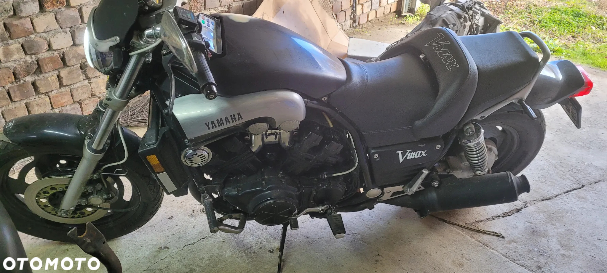 Yamaha V-MAX - 6