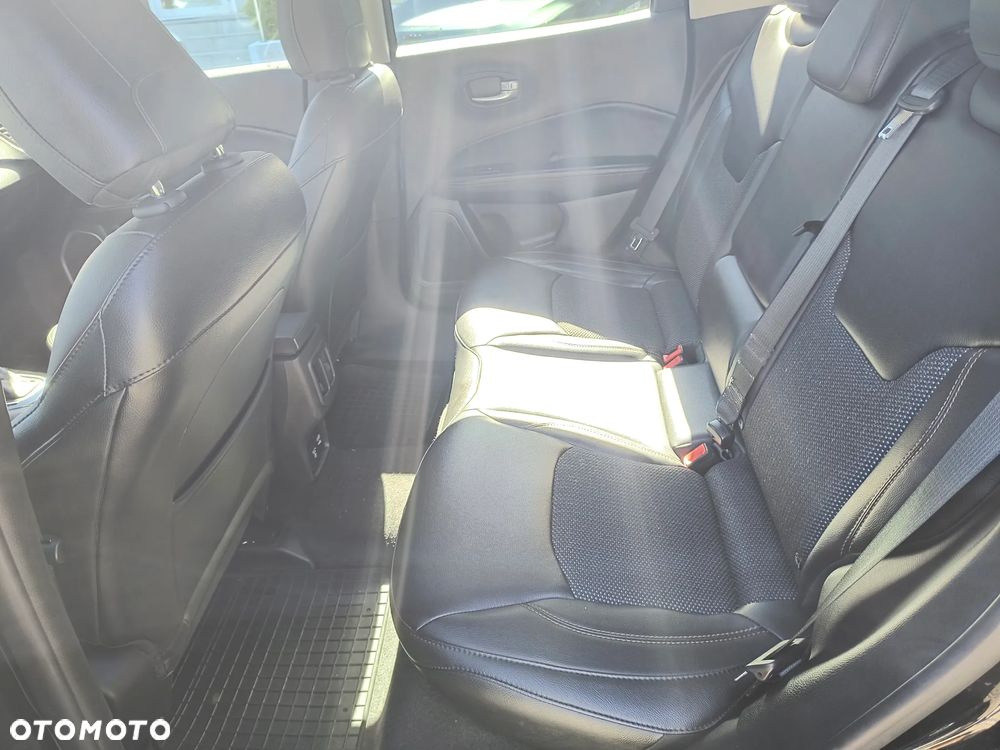 Jeep Compass 1.4 TMair Limited 4WD S&S - 9