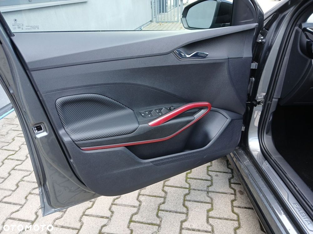 Skoda Fabia 1.0 TSI Monte Carlo DSG - 11
