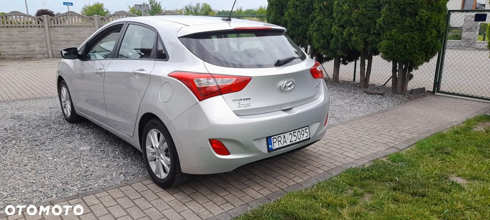 Hyundai i30 i30cw 1.4 Fifa World Cup Edition - 14