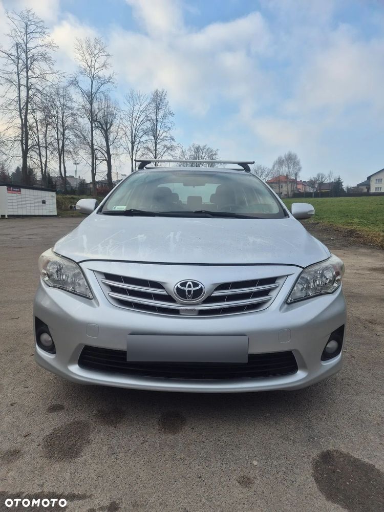 Toyota Corolla 2.0 D-4D Sol - 3