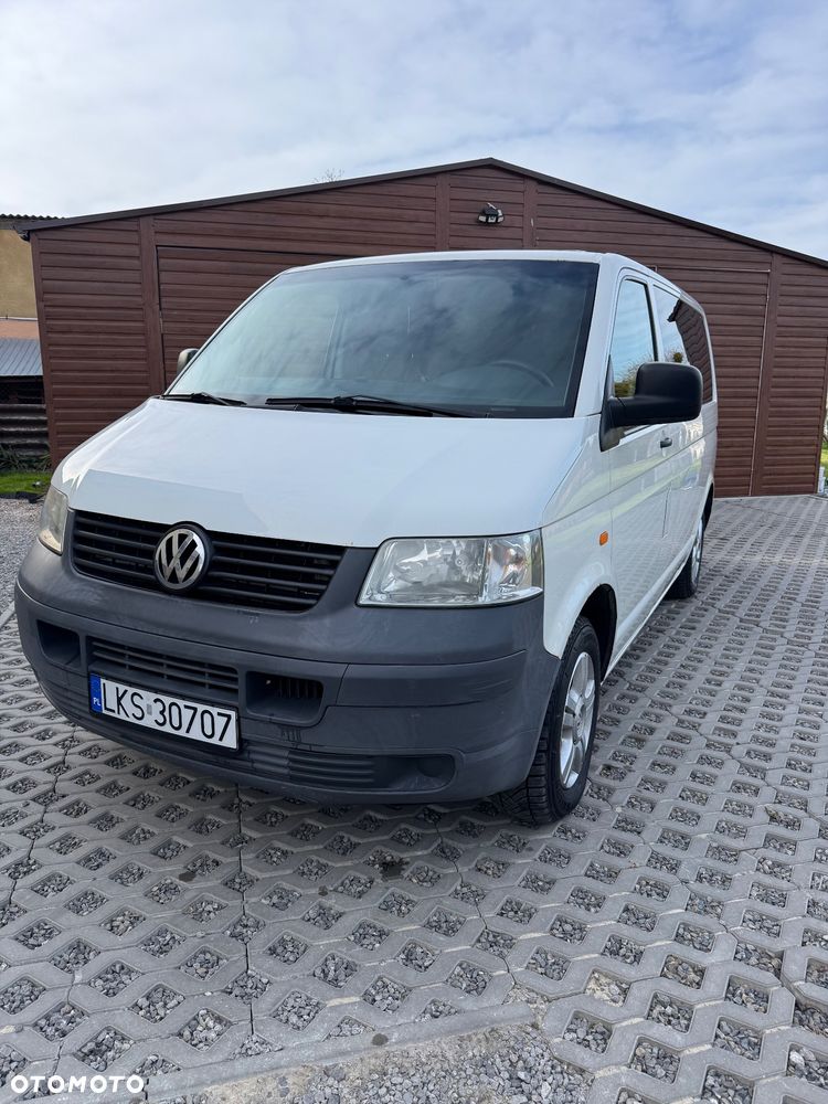 Volkswagen Transporter - 1