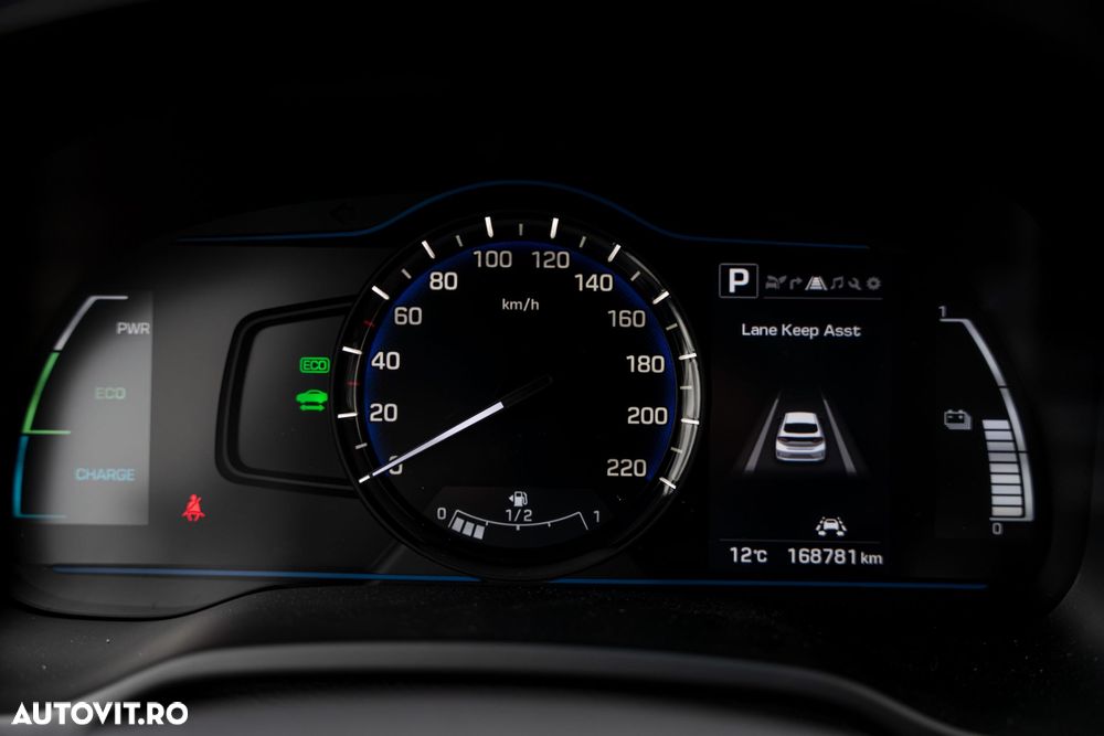 Hyundai IONIQ 141CP Exclusive - 25