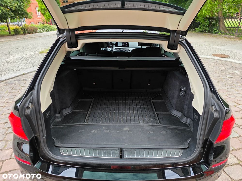 BMW Seria 5 520d mHEV Luxury Line - 33