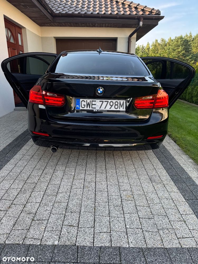 BMW Seria 3 - 12
