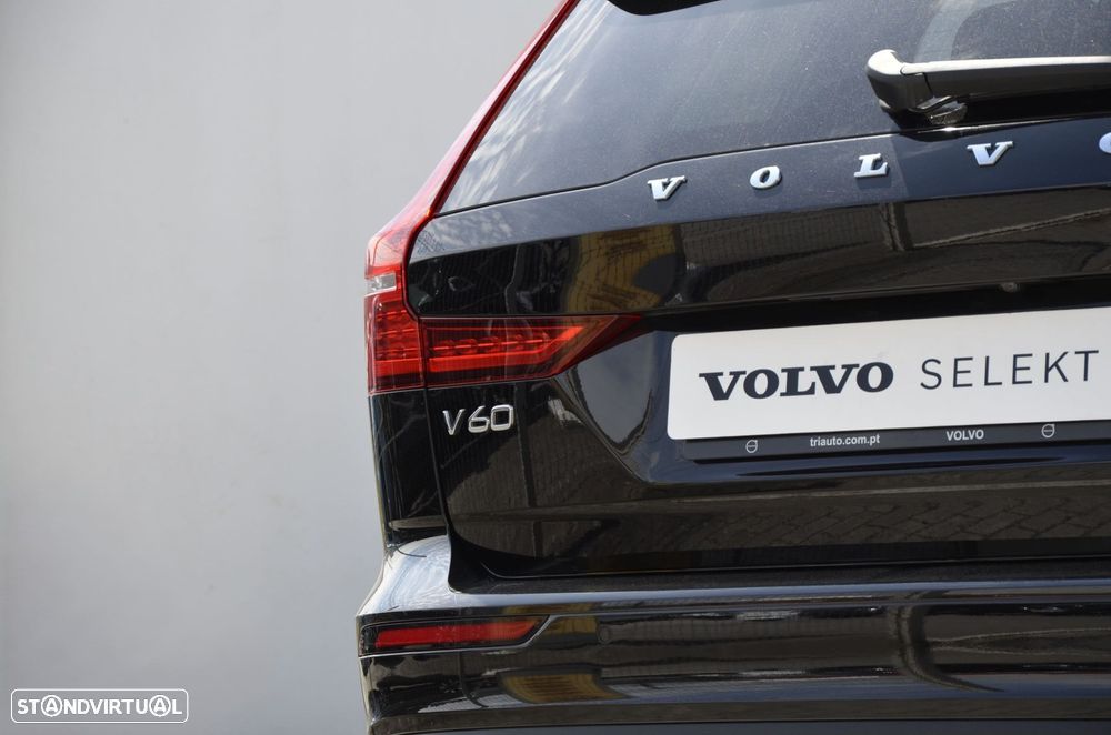 Volvo V60 2.0 T6 AWD TE Core - 28