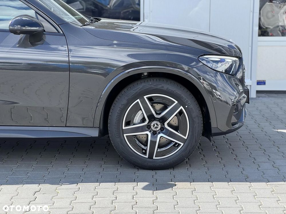 Mercedes-Benz GLC 220 d 4Matic 9G-TRONIC AMG Line Advanced - 9