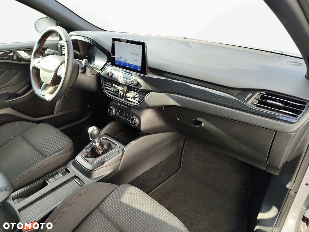 Ford Focus - 19