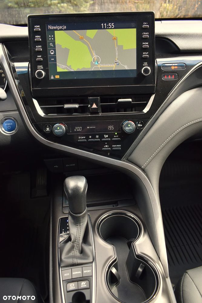 Toyota Camry 2.5 Hybrid Prestige CVT - 5