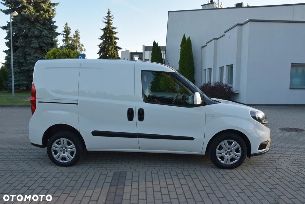 Fiat DOBLO 1,6 JTD 56 TYŚ KM 3-OSOBOWY F-VAT235 - 3