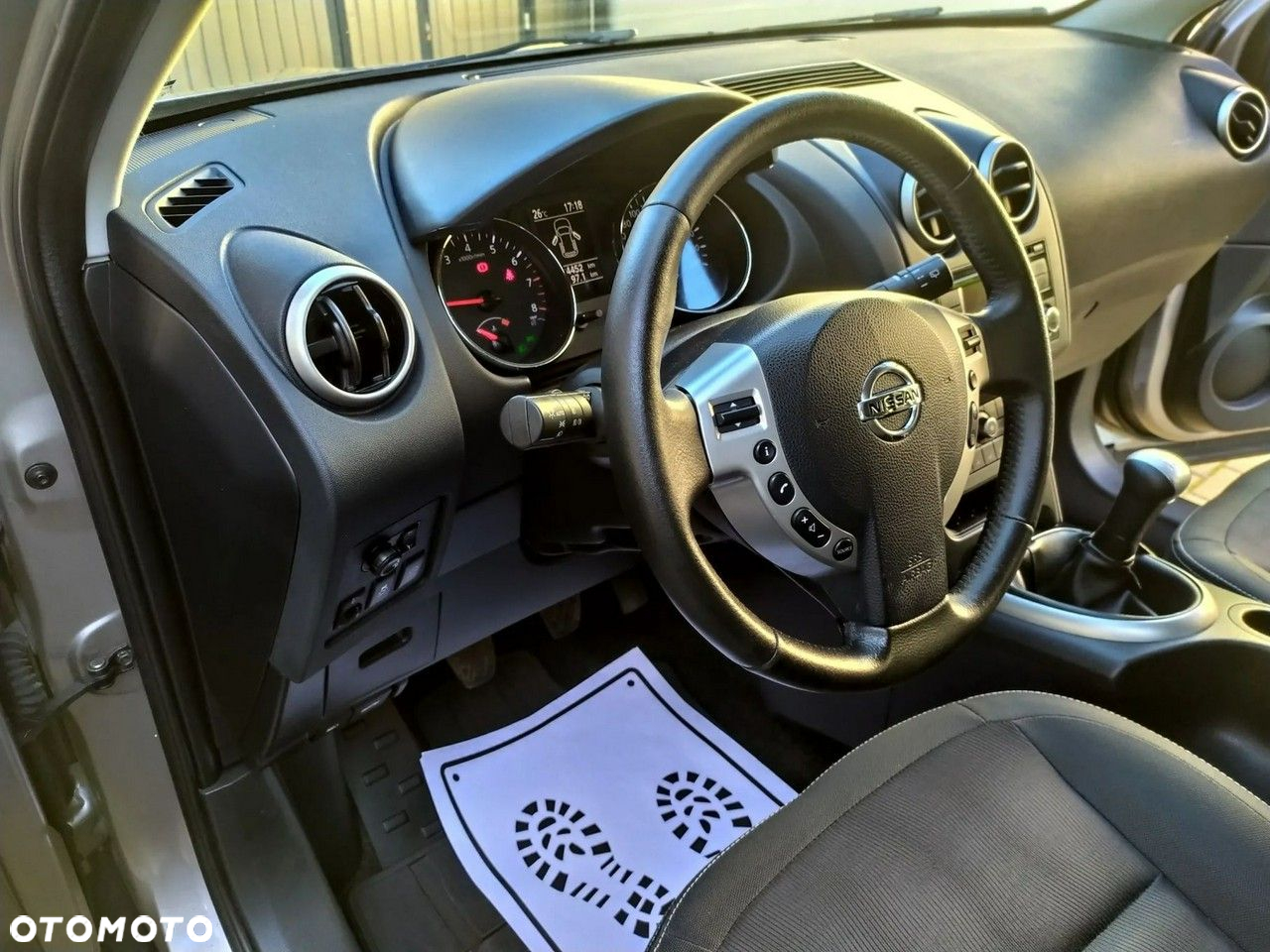 Nissan Qashqai 1.6 Acenta - 16