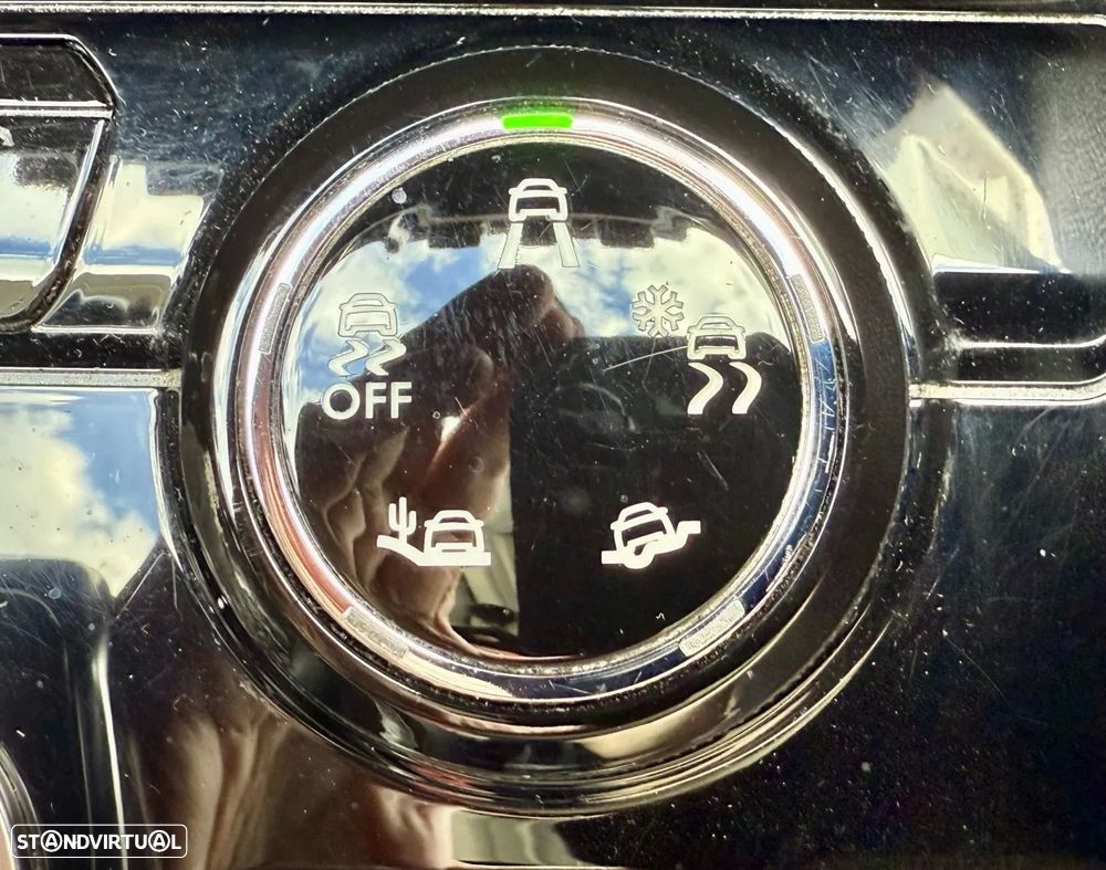 Peugeot 3008 PureTech 130 Stop & Start GPF EAT8 Crossway - 32