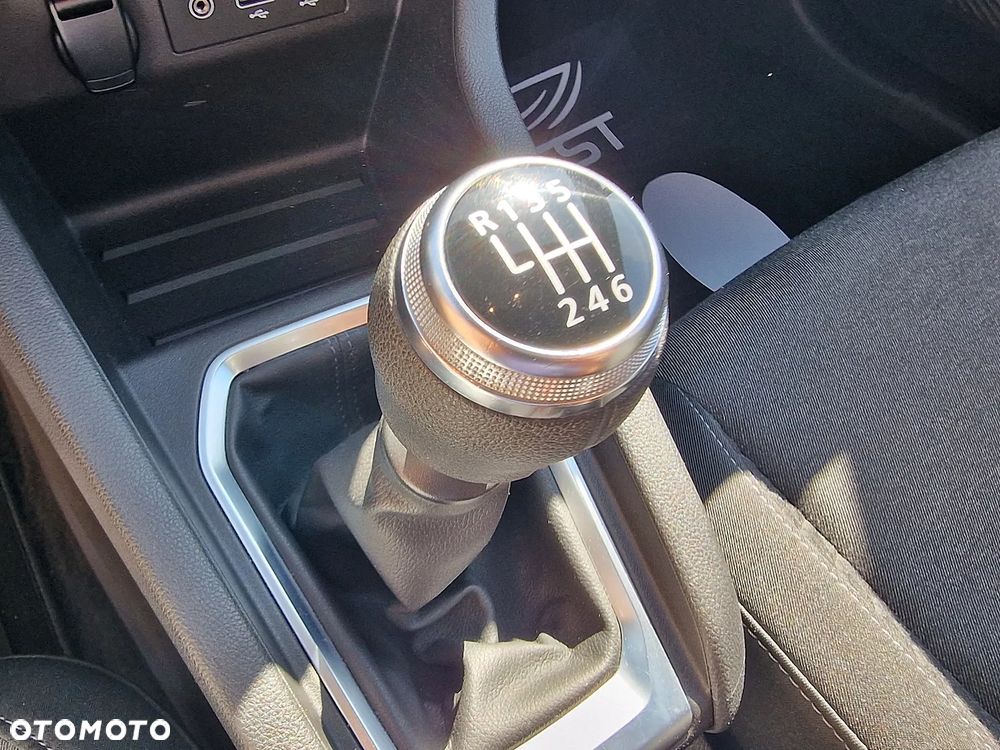 Renault Clio - 17
