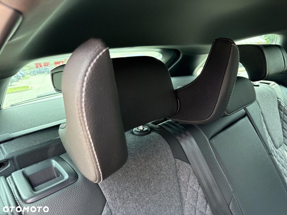 Skoda Octavia 1.5 TSI mHEV Sportline DSG - 25