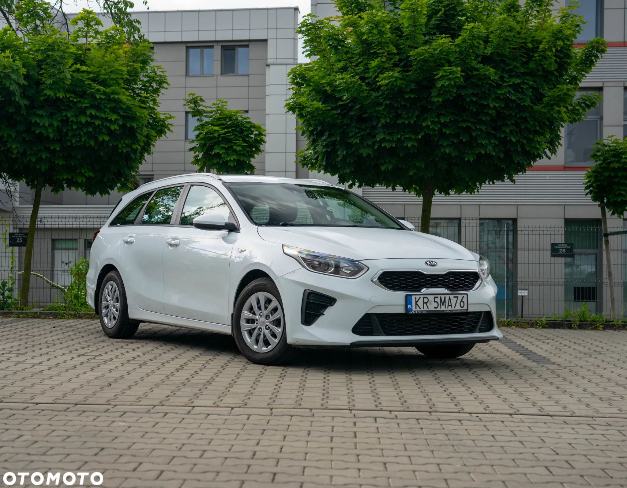 Kia Ceed 1.6 CRDi SCR S - 1
