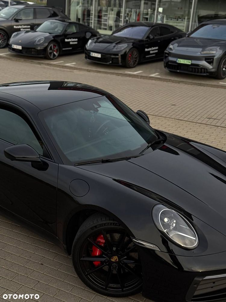 Porsche 911 Carrera 4S - 14
