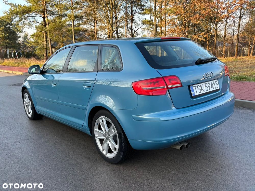 Audi A3 Sportback 2.0 TDI Ambiente - 4
