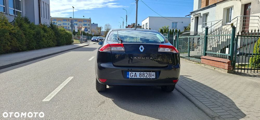 Renault Laguna 2.0 Authentique - 11