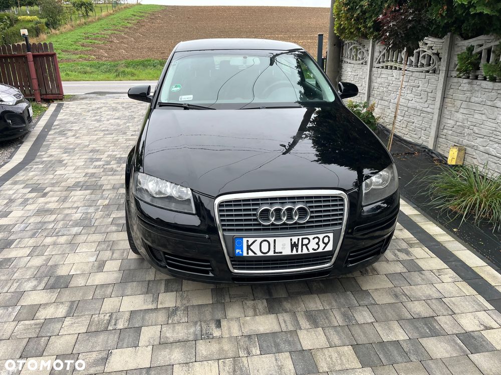 Audi A3 1.6 Ambiente - 2