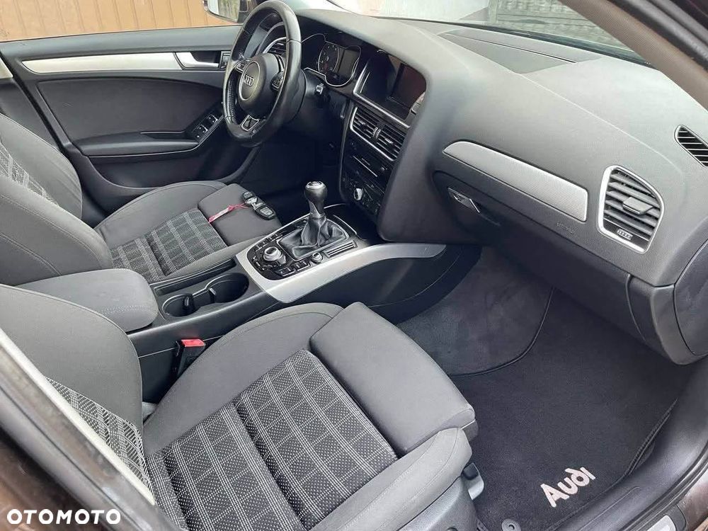 Audi A4 Avant - 11